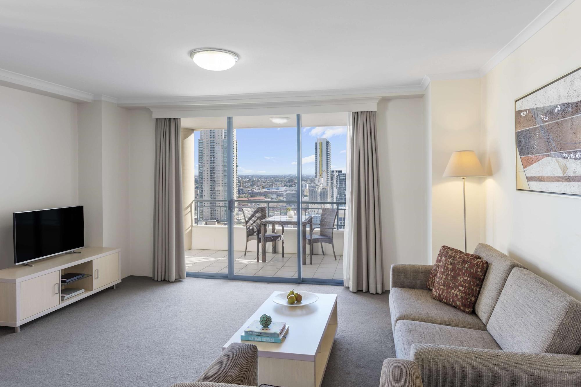 Oaks Sydney Castlereagh Suites Екстериор снимка