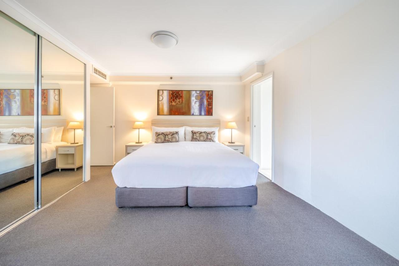 Oaks Sydney Castlereagh Suites Екстериор снимка
