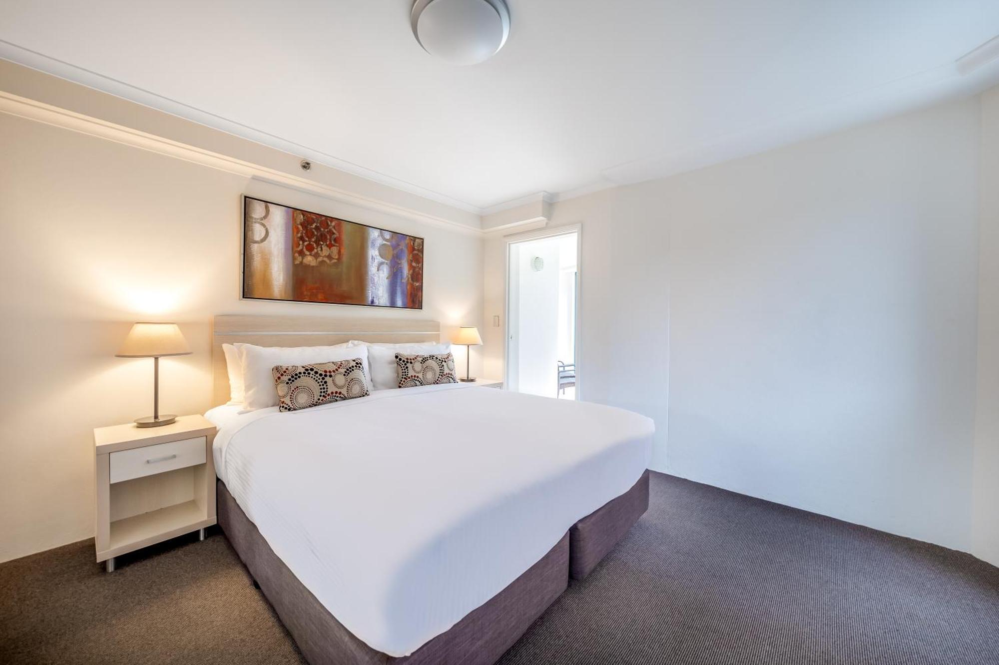 Oaks Sydney Castlereagh Suites Екстериор снимка