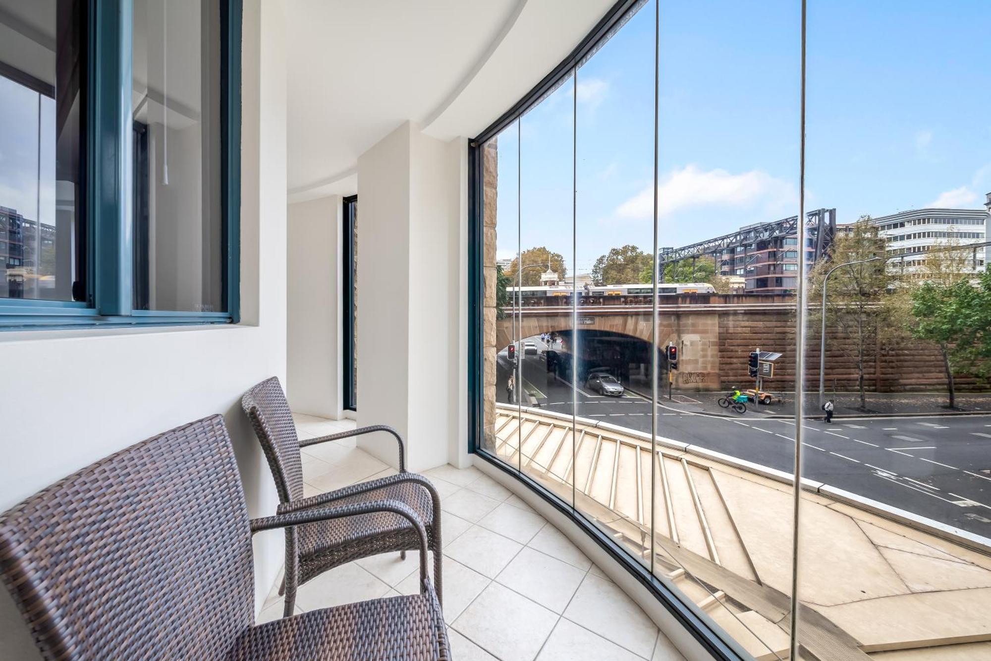 Oaks Sydney Castlereagh Suites Екстериор снимка