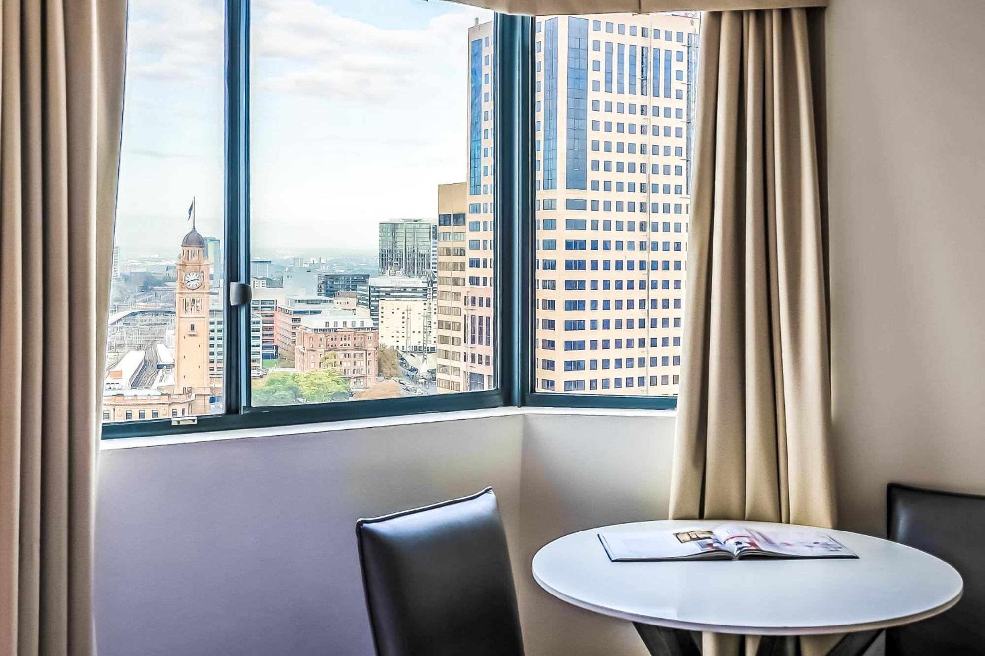 Oaks Sydney Castlereagh Suites Екстериор снимка