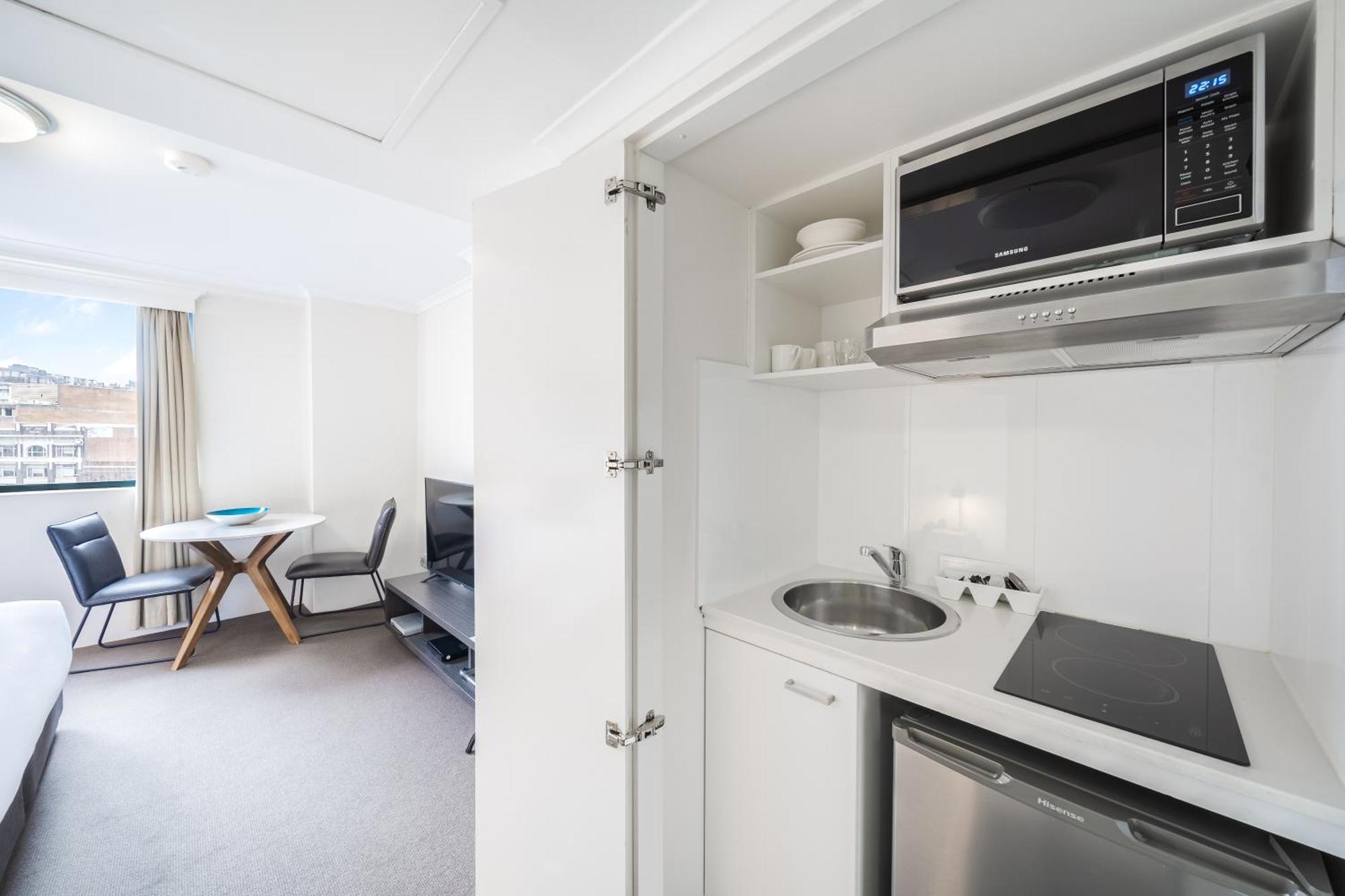 Oaks Sydney Castlereagh Suites Екстериор снимка