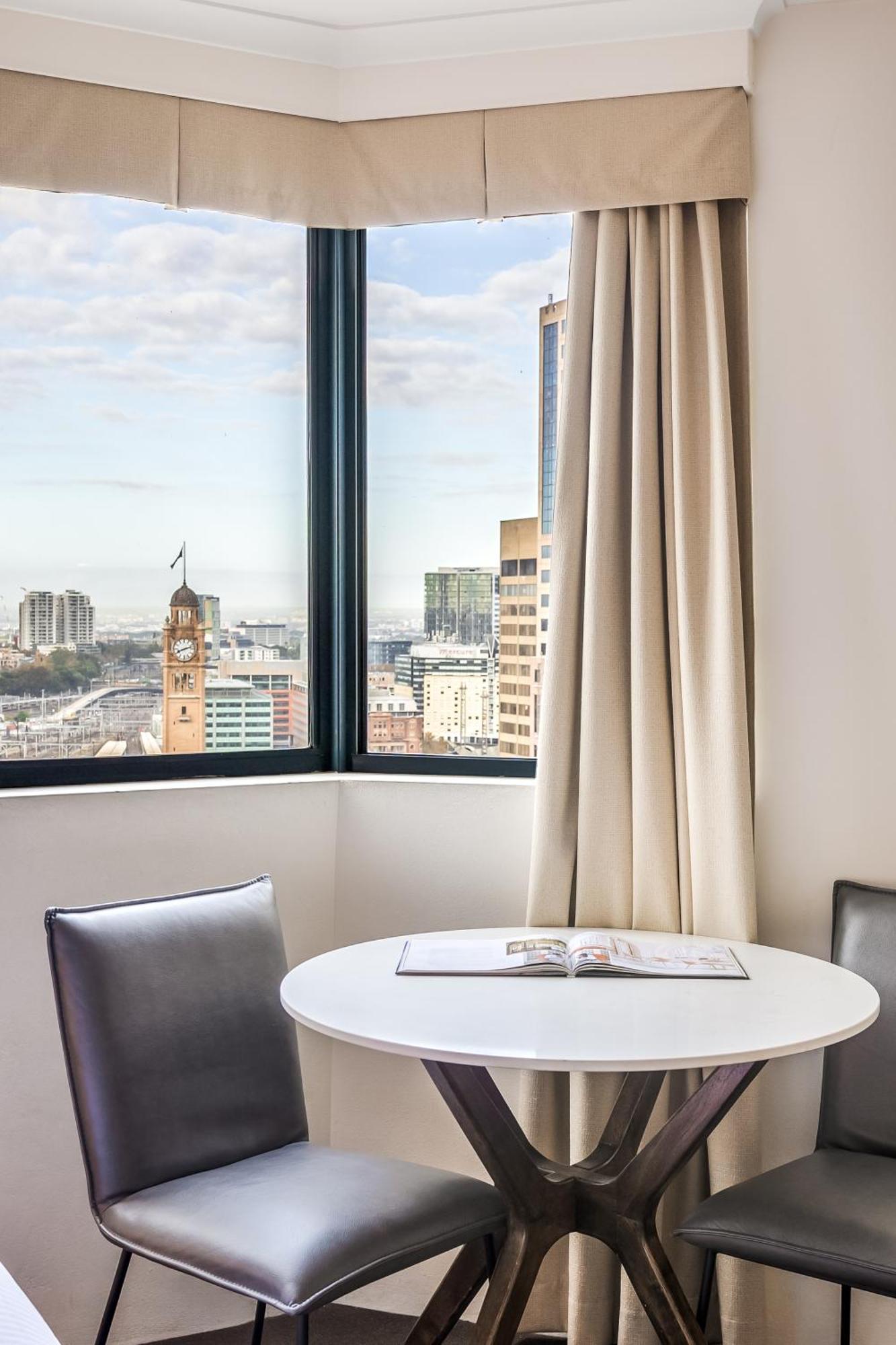 Oaks Sydney Castlereagh Suites Екстериор снимка