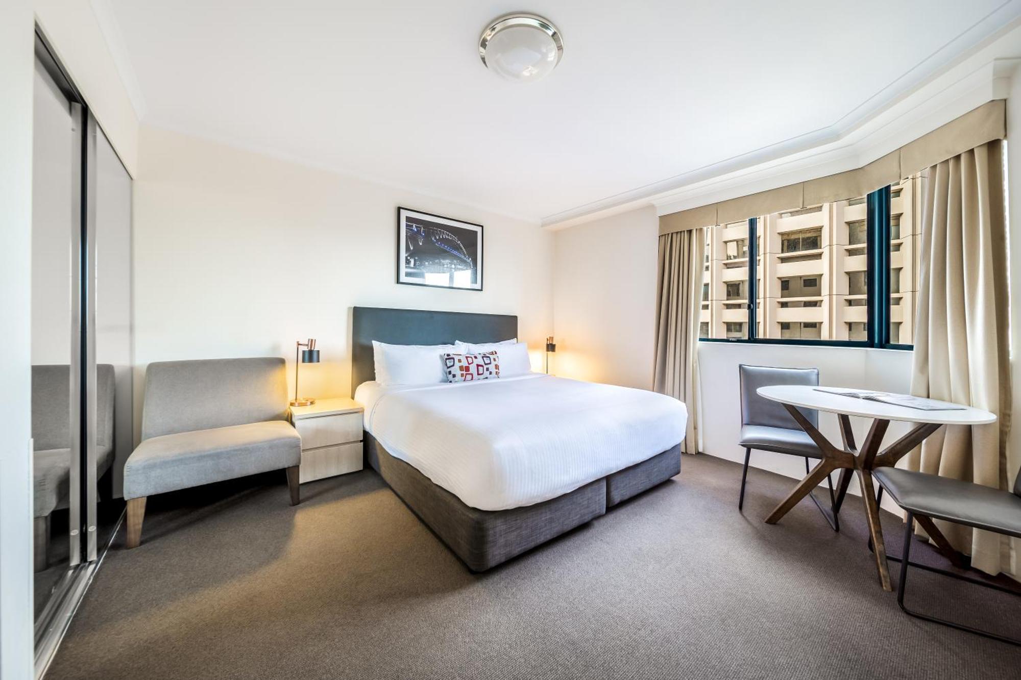 Oaks Sydney Castlereagh Suites Екстериор снимка